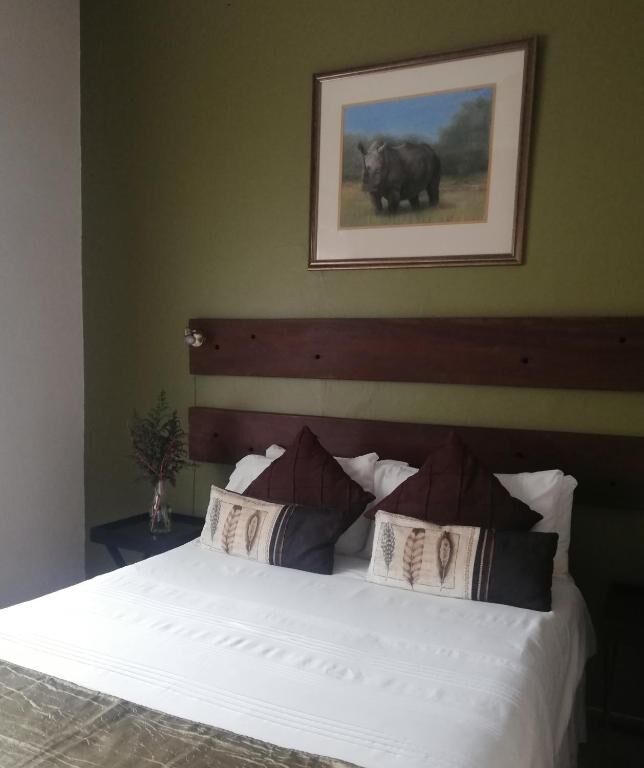 Room at AshTree GuestHouse 3
